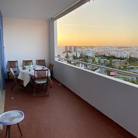 Apartment T2 A Portimao, Piscines, Garage
